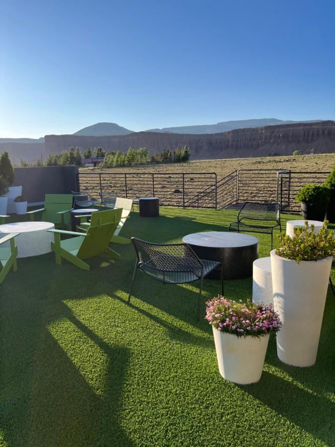 Skyview Hotel Torrey Dış mekan fotoğraf